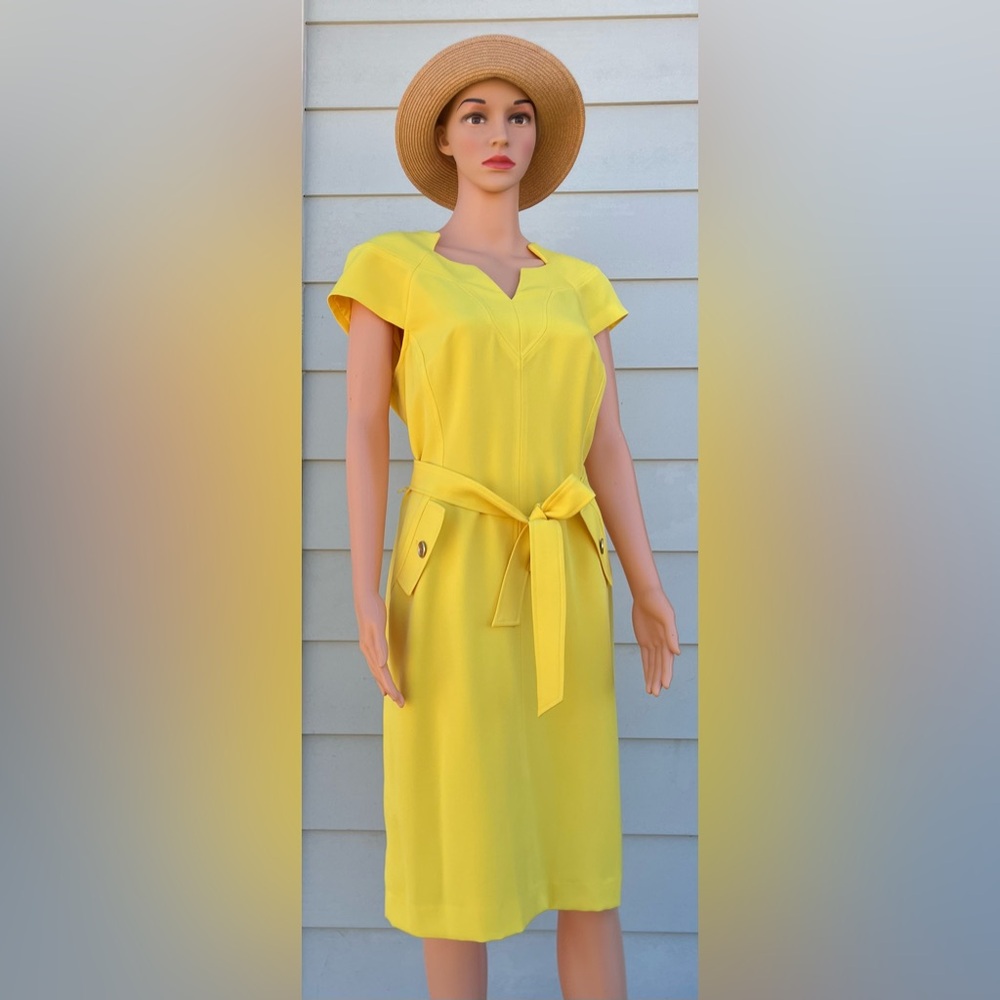 Kasper Yellow V-Neck Flutter Sleeve Midi Dress
